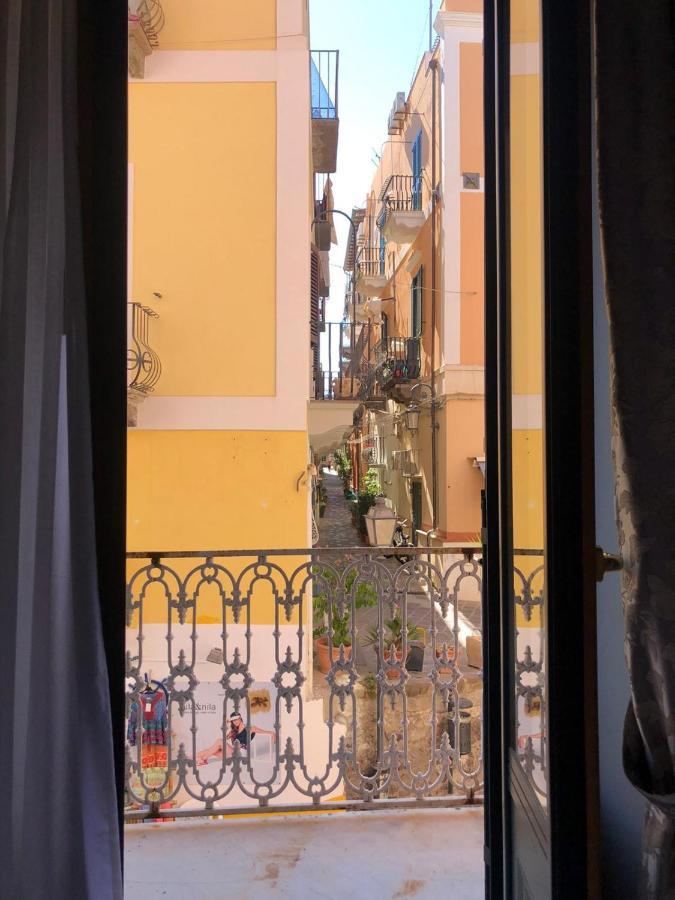 Lipari Suite B&B ภายนอก รูปภาพ