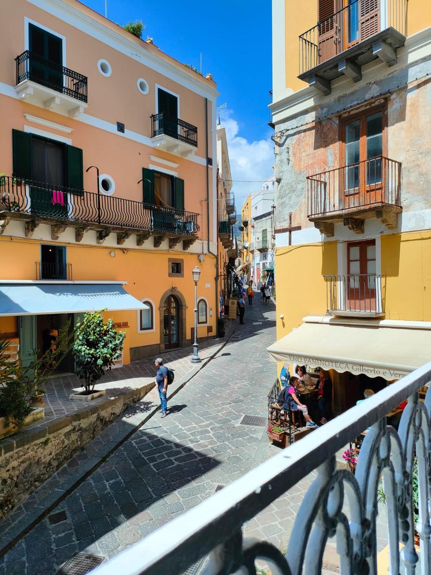 Lipari Suite B&B ภายนอก รูปภาพ