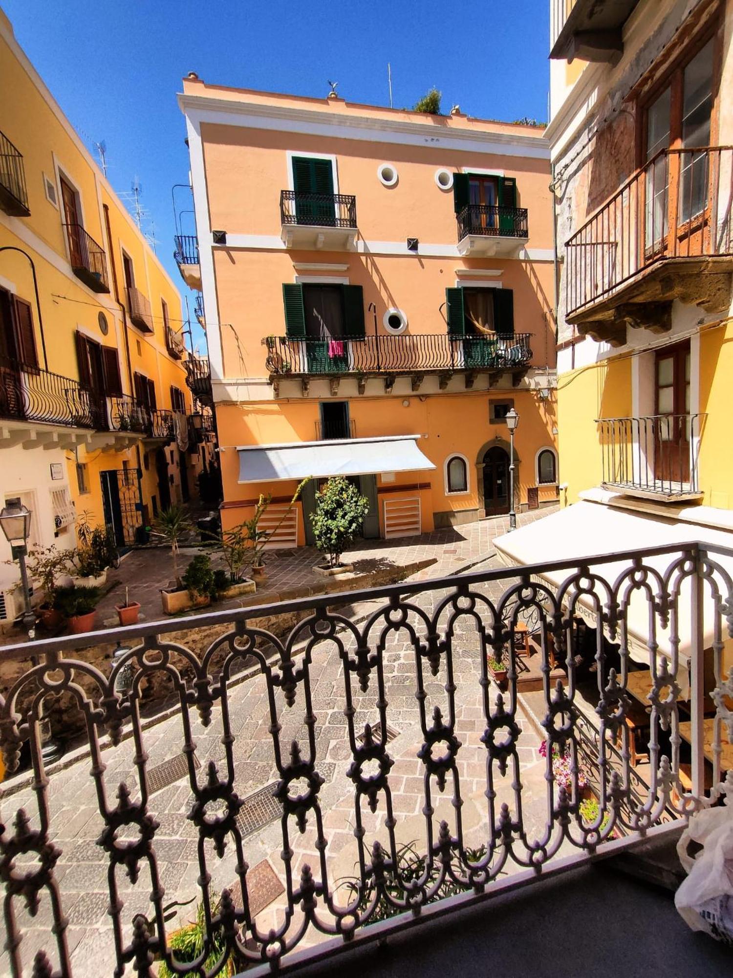 Lipari Suite B&B ภายนอก รูปภาพ